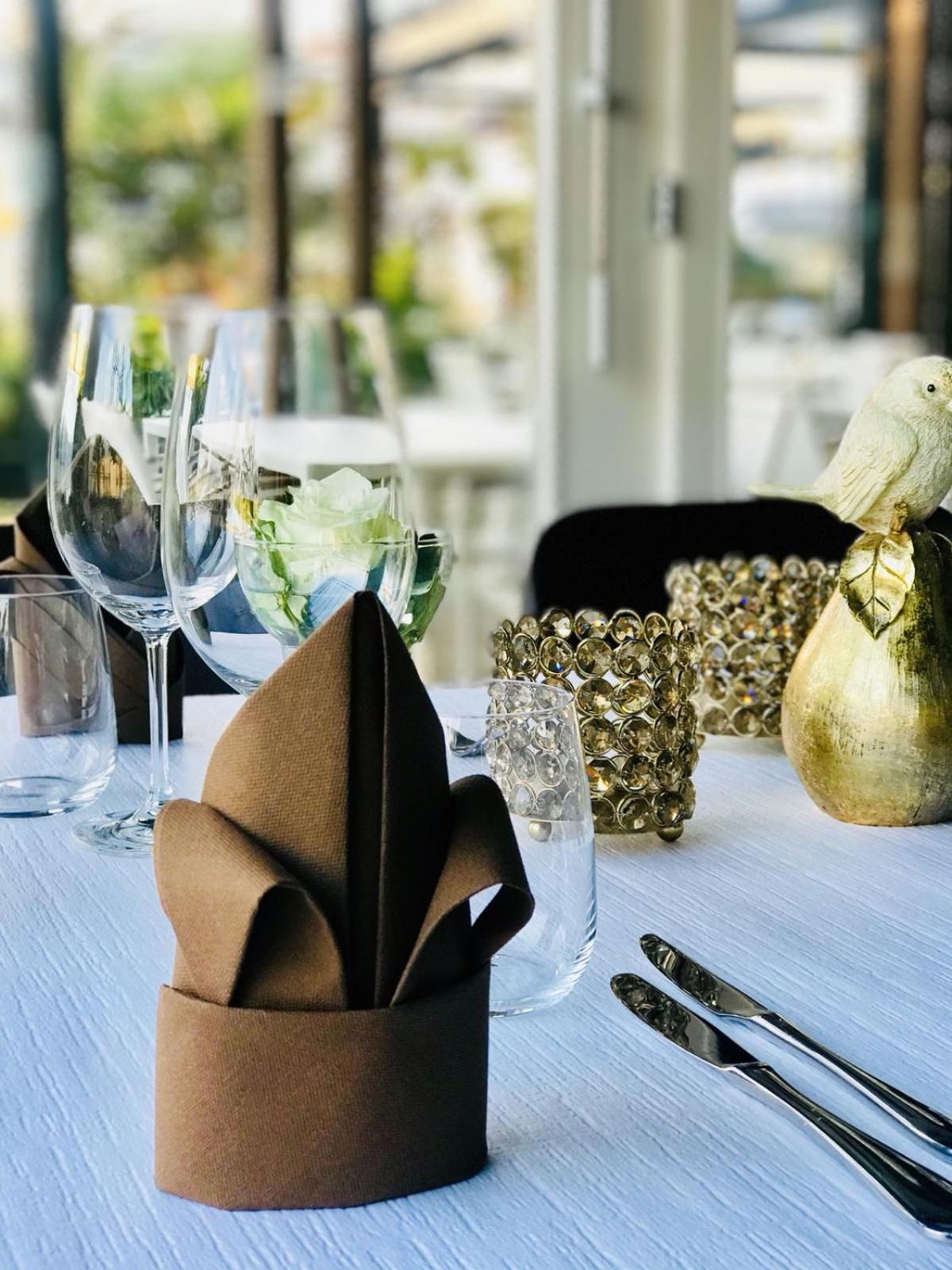 Boutique Hotel Riviera Spiez Kültér fotó