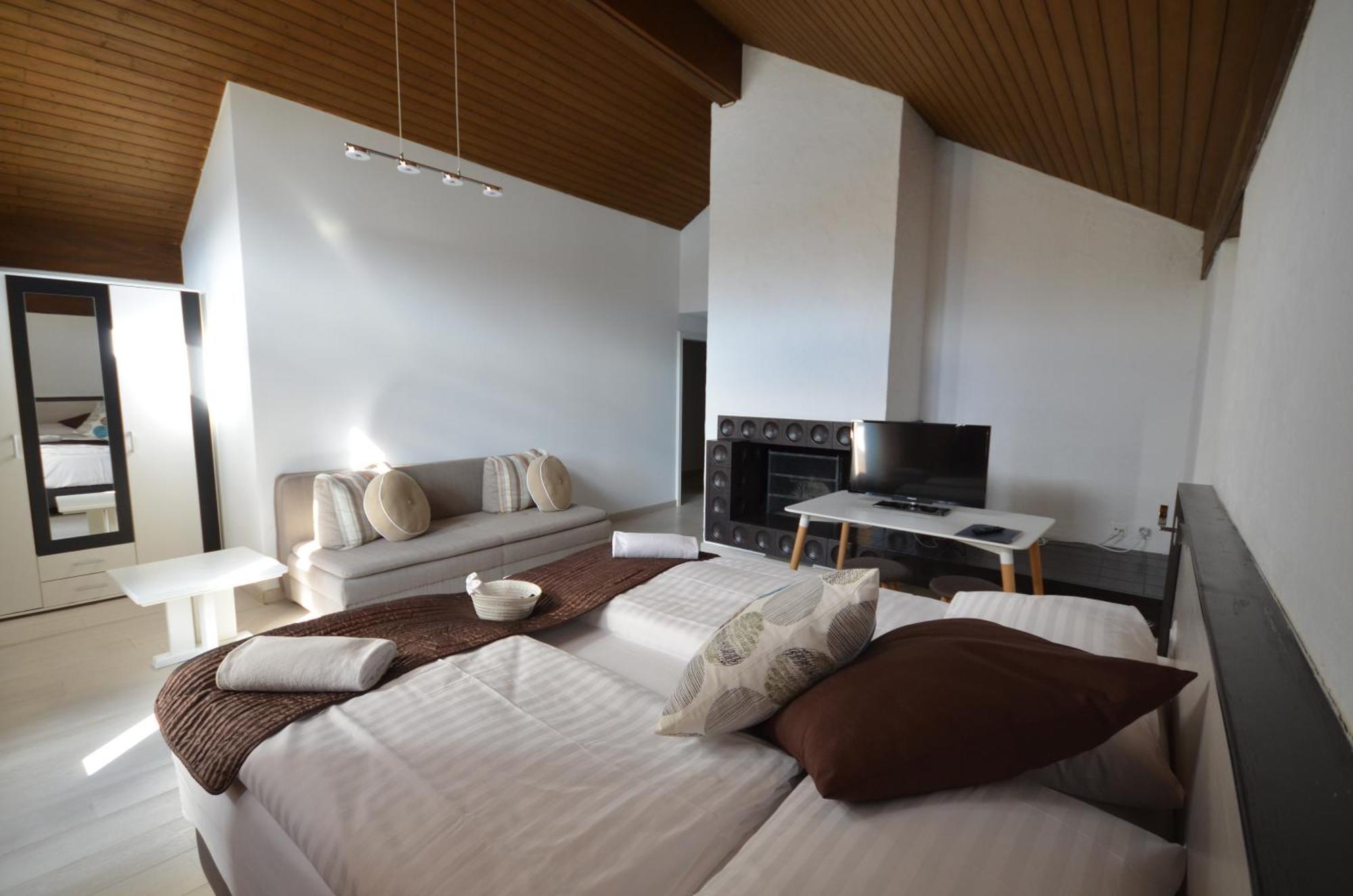 Boutique Hotel Riviera Spiez Szoba fotó