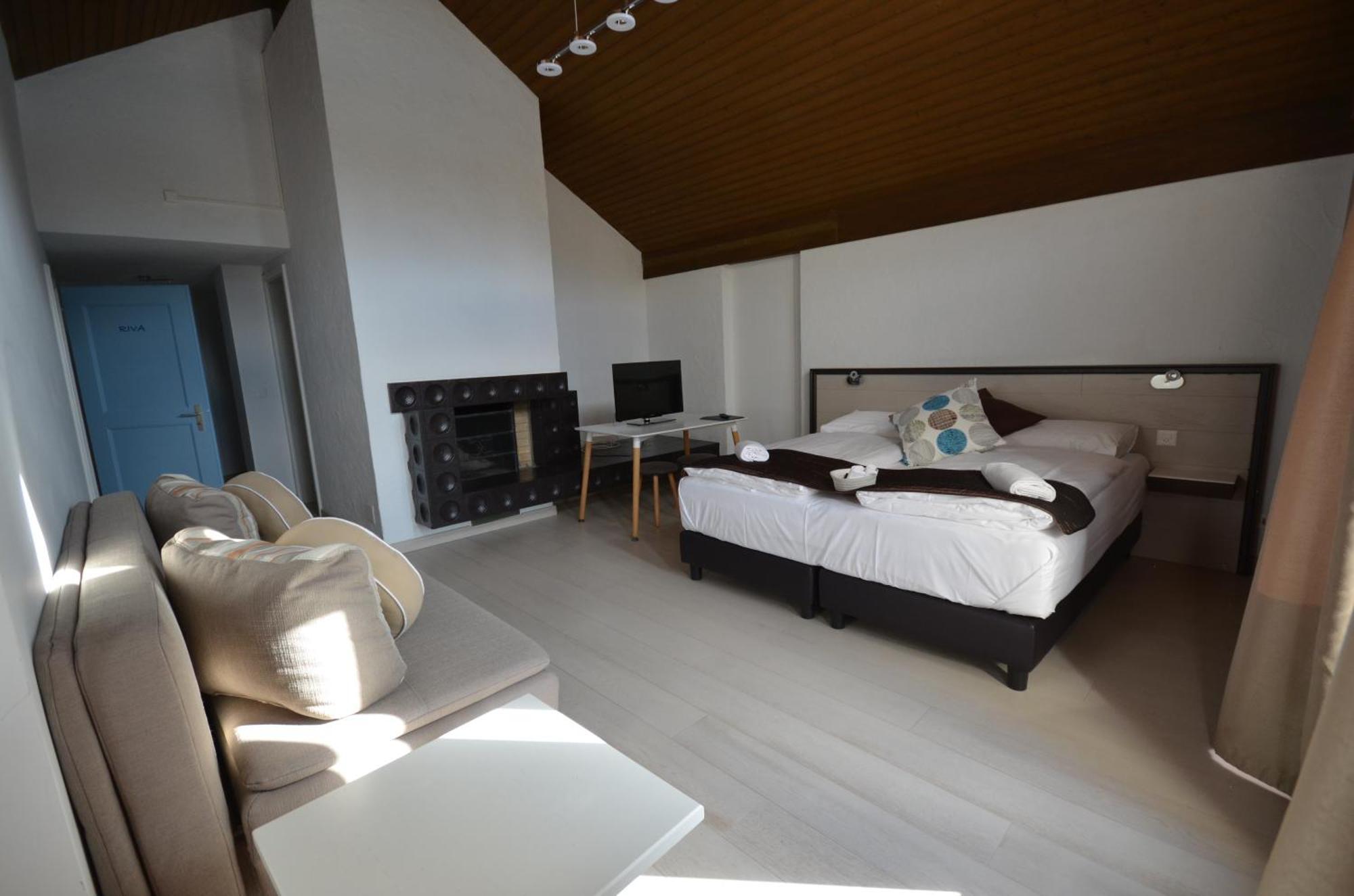 Boutique Hotel Riviera Spiez Szoba fotó