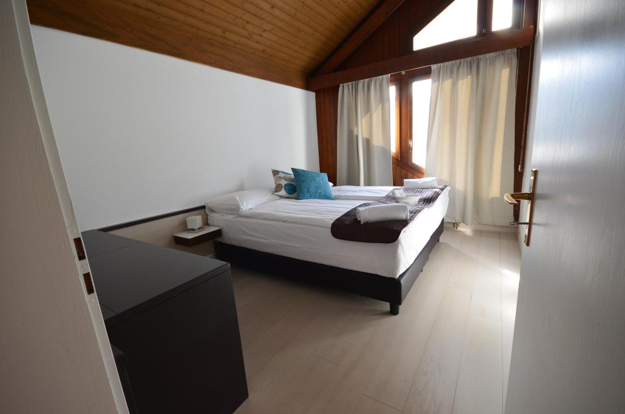 Boutique Hotel Riviera Spiez Szoba fotó