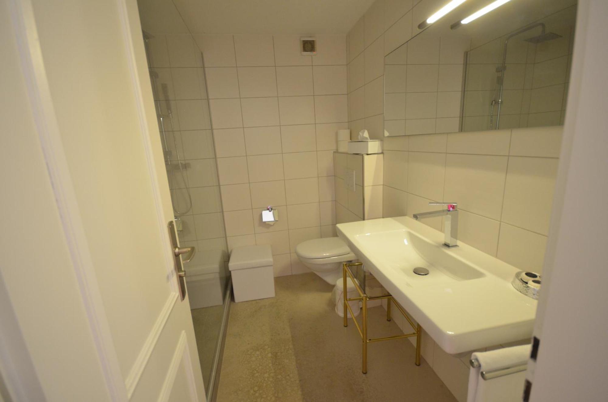 Boutique Hotel Riviera Spiez Szoba fotó