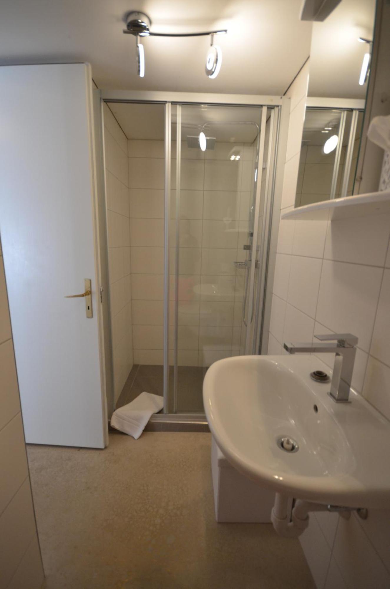 Boutique Hotel Riviera Spiez Szoba fotó
